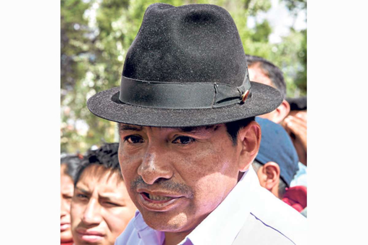 Los ind&iacute;genas anuncian que no saldr&aacute;n de Quito         