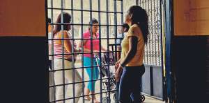 Con las mujeres se logra una mejor organizaci&oacute;n en las celdas de los centros de Guayaquil, seg&uacute;n autoridades. Foto: William Orellana / El Tel&eacute;grafo