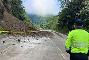 El Ministerio de Transporte y Obras Públicas (Mtop) anunció que habrá restricciones para el transporte pesado en la vía que conecta a Pichincha, Napo y Sucumbíos. 