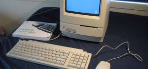 Macintosh lleva la computadora al p&uacute;blico masivo