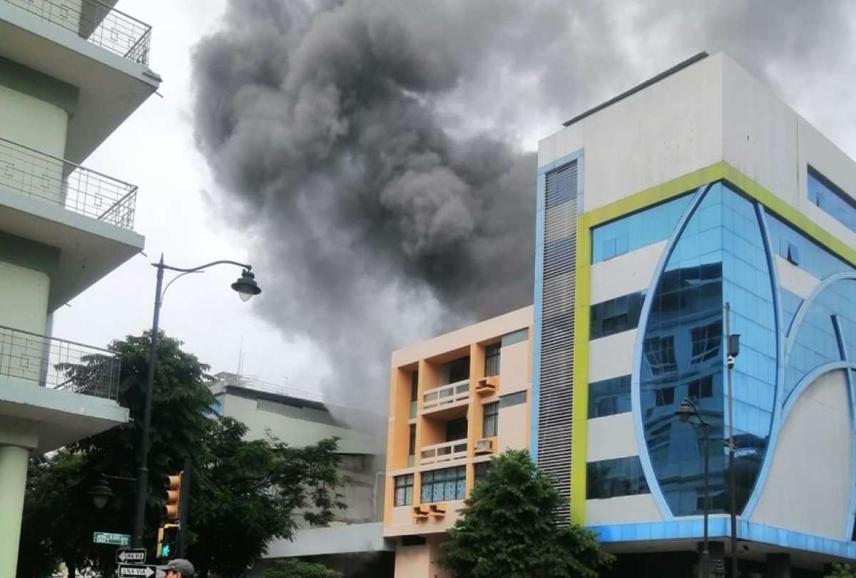 Gobierno endurece el tono tras incendios en Guayaquil