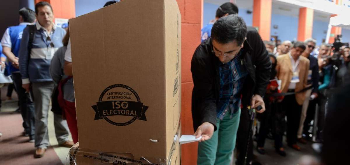 CNE analizar&aacute; pedidos que organizaciones pol&iacute;ticas hicieron en simulacro