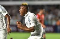 Jhojan Julio celebra su gol ante Universidad Católica