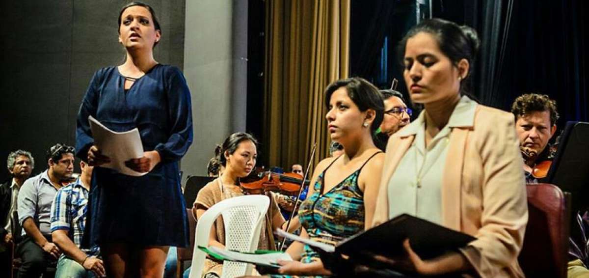 Una cantante l&iacute;rica, cuatro coros y dos pianistas acompa&ntilde;antes participar&aacute;n hoy en el concierto de inauguraci&oacute;n del festival interreligioso. 