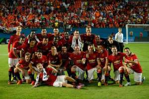 Los goles de la victoria lo anotaron Wayne Rooney, Juan Mata y Jese Lingard.