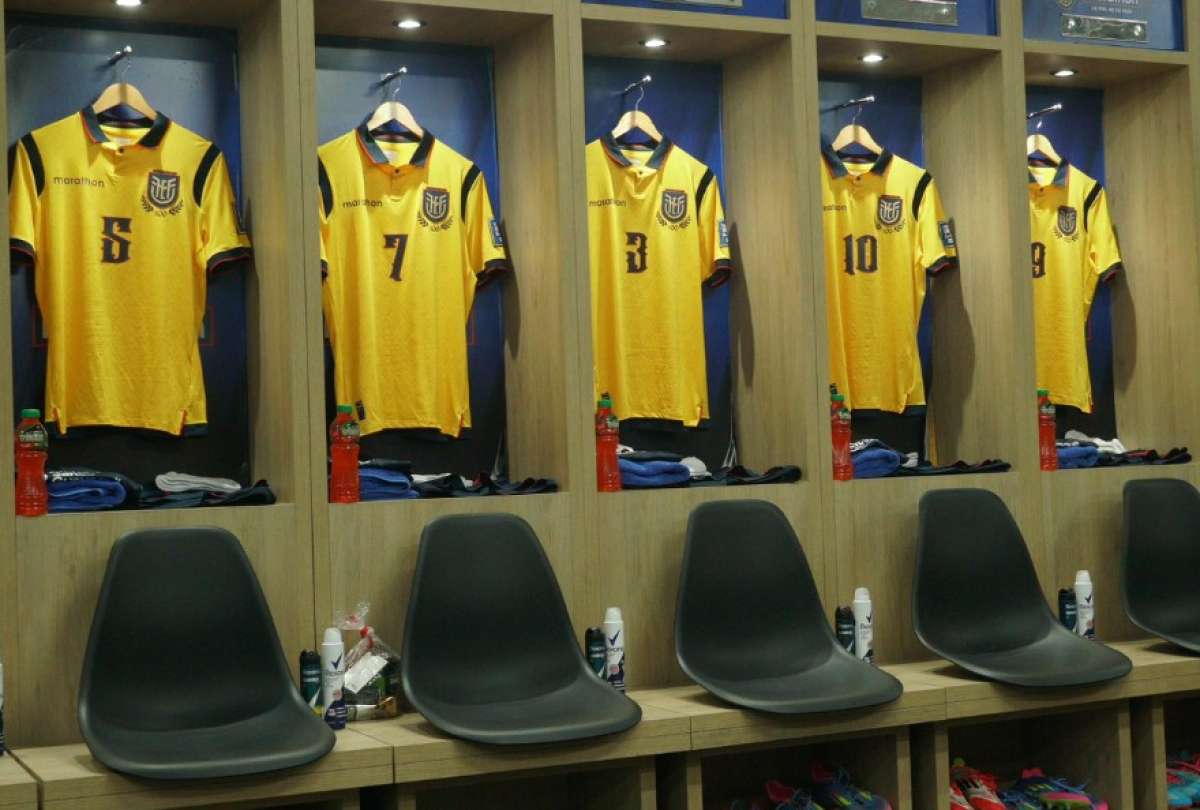 Ecuador presenta novedades en el once ante Brasil