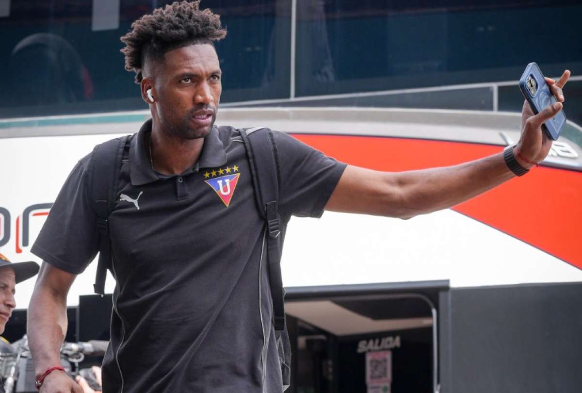 Alexander Dom&iacute;nguez dejar&iacute;a Liga de Quito