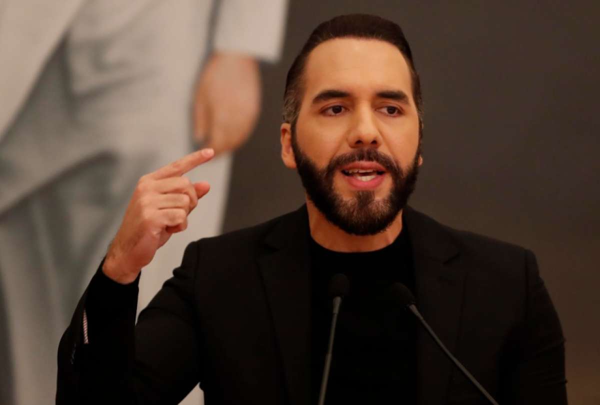 El Gobierno de Bukele prohíbe el 