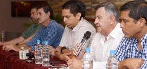Los representantes de las asociaciones de avicultores, porcicultores y ganaderos quieren evitar que m&aacute;s negocios cierren por los problemas que los aquejan.
