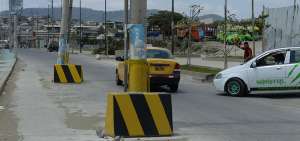 Los postes est&aacute;n ubicados a pocos metros de la cooperativa Unidos por la Paz 2, en el km 26 de la v&iacute;a Perimetral.