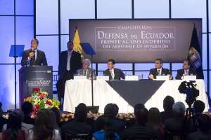 Correa asisti&oacute; ayer al lanzamiento del libro de la PGE sobre la defensa del Estado respecto al caso Chevron. Foto: John Guevara/El Tel&eacute;grafo