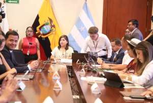 Asamble&iacute;sta In&eacute;s Alarc&oacute;n pidi&oacute; sanci&oacute;n para legisladora corre&iacute;sta Jahiren Noriega