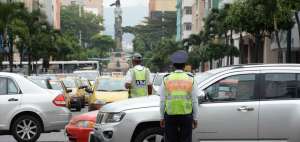 Los agentes de tr&aacute;nsito empezar&aacute;n hoy a sancionar a los infractores. 