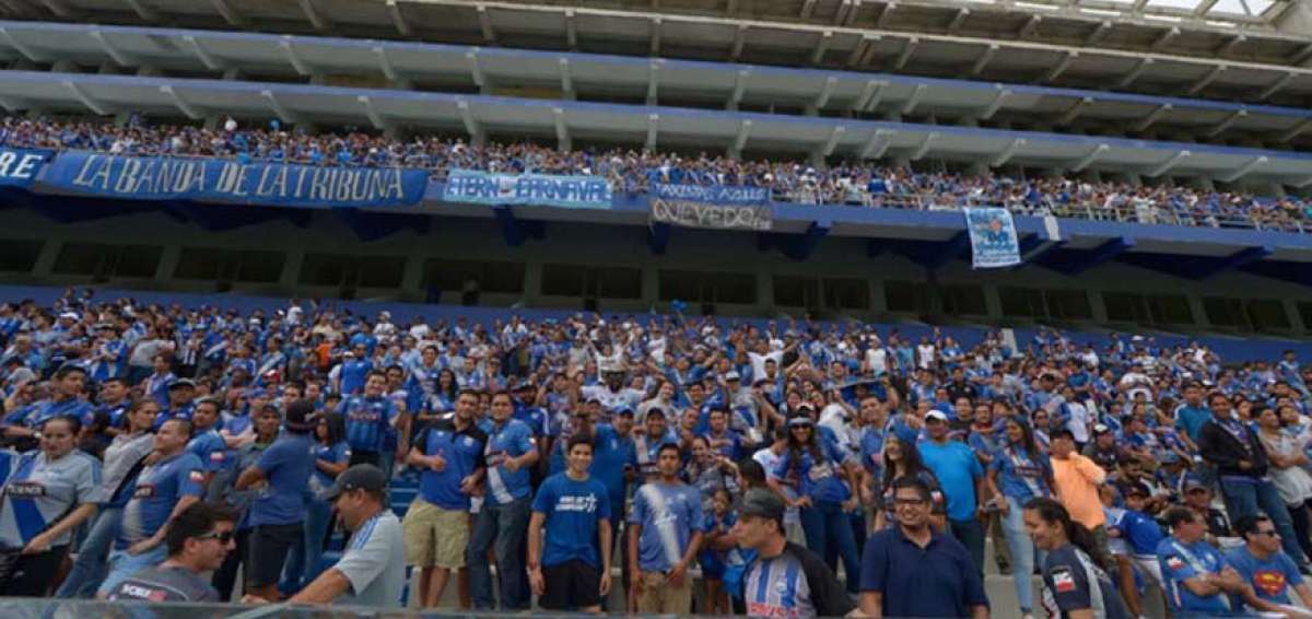 Hincha que lanz&oacute; objeto prohibido no podr&aacute; ir m&aacute;s al Capwell
