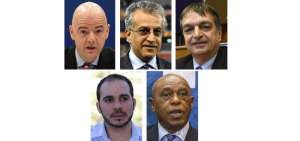  (Desde la parte superior izquierda) Gianni Infantino,Sheikh Salman bin Ebrahim Al Khalifa,Jerome Champagne, el pr&iacute;ncipe Ali bin al-Hussein de Jordania y Tokyo Sexwale.