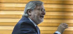 Andr&eacute;s Ter&aacute;n. Vicecanciller del Ecuador 