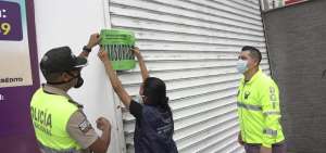 La Gobernaci&oacute;n del Guayas procedi&oacute; al cierre del lugar una vez que confirm&oacute; que ah&iacute; se vend&iacute;an, sin autorizaci&oacute;n, pruebas para covid-19.