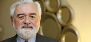 El director de la Real Academia Espa&ntilde;ola (RAE), Dar&iacute;o Villanueva, destac&oacute; la obra que fue presentada ayer en la Universidad de Salamanca, en Espa&ntilde;a.   
