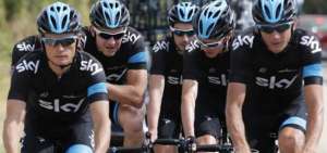 Equipo ciclista Sky suspende a un corredor por insultos racistas