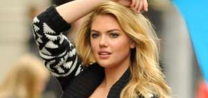 La modelo Kate Upton acusa al cofundador de Guess de acoso sexual