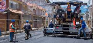 15.660 metros de calles y avenidas han sido asfaltados dentro del proyecto de regeneraci&oacute;n urbana.