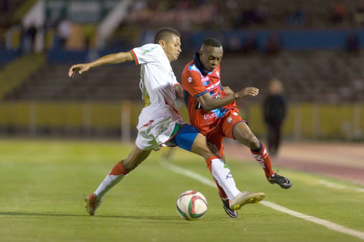 El Nacional vence a Mushuc Runa con gol de Preciado  