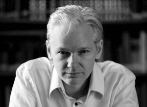Julian Assange participa en Foro de Cultura Digital en Argentina