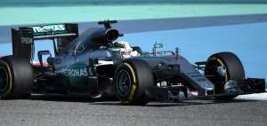 Hamilton logra la 'pole position' del GP de Bahr&eacute;in