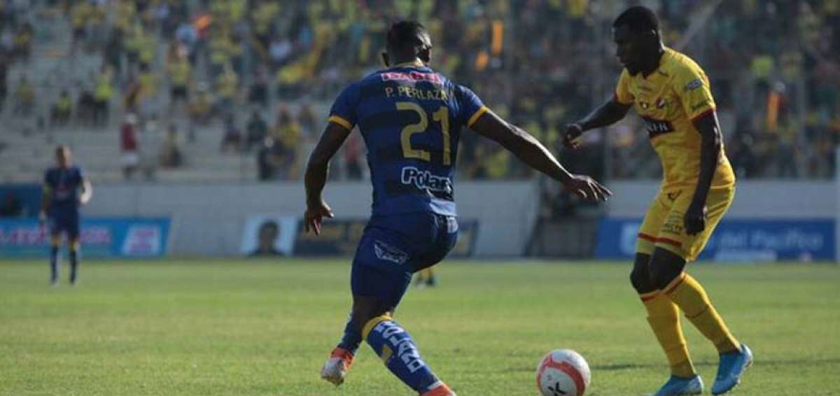 Delf&iacute;n logra la haza&ntilde;a y pasa a la final de la Copa Ecuador