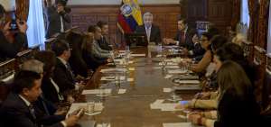 En el Gabinete se analiz&oacute; disponer al Ministerio de Econom&iacute;a y Finanzas, que se ocupe de canalizar las inversiones que se realicen en el pa&iacute;s.