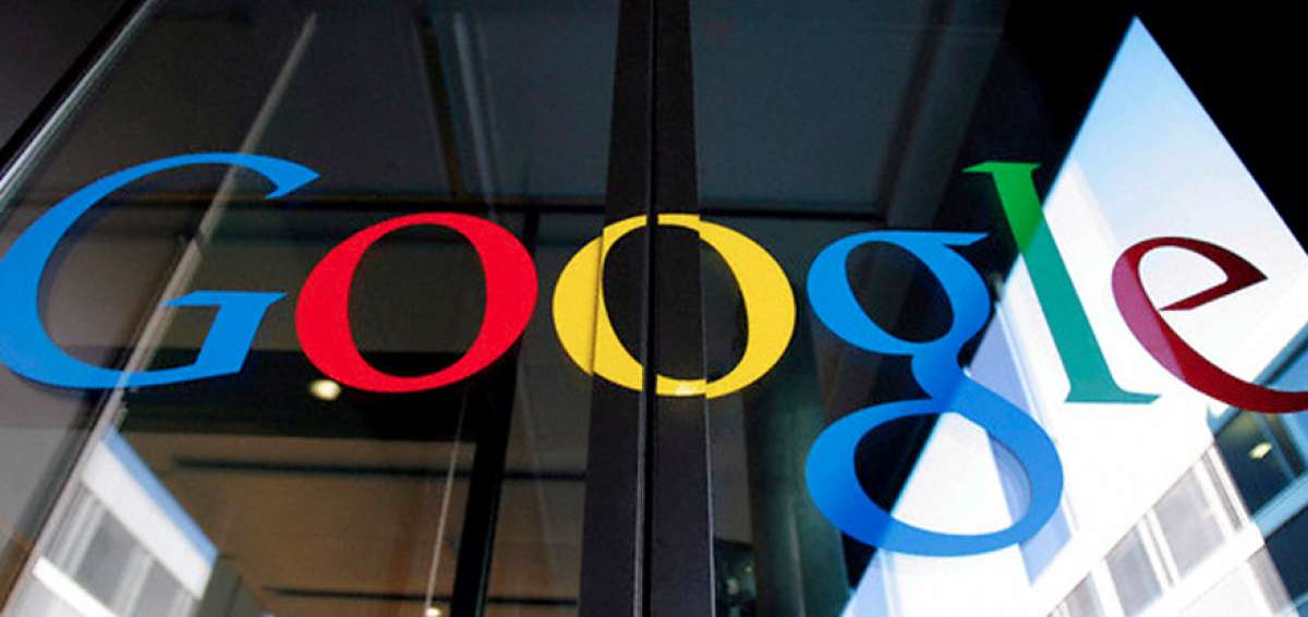 La Comisaria de Competencia de la UE asegura que Google promocion&oacute; ileg&iacute;timamente su buscador y en muchos casos oblig&oacute; a las empresas a comprar sus aplicaciones.