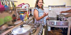 La venta de las cocinas de inducci&oacute;n avanza en el pa&iacute;s. El Gobierno espera instalar 1 mill&oacute;n este a&ntilde;o. Foto: John Guevara / El Tel&eacute;grafo