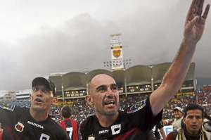 Exdirigentes salen al rescate de Dep. Quito