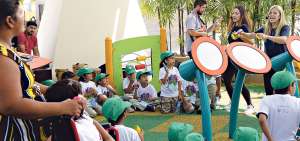Las celebraciones por el D&iacute;a del Ni&ntilde;o comenzaron desde ayer en diversos puntos del pa&iacute;s. Los ni&ntilde;os de la Unidad Educativa Eloy Alfaro se divirtieron en una feria inclusiva en el cant&oacute;n.