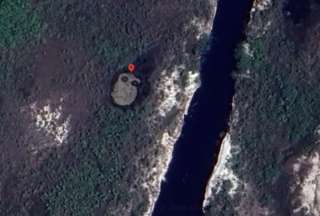 Una gigante calavera fue detectada mediante coordenadas satelitales de Google Maps.