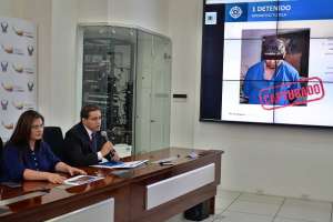Autoridades del Ministerio del Interior detallaron que el detenido tiene antecedentes delictivos. Foto: Santiago Aguirre / EL TEL&Eacute;GRAFO