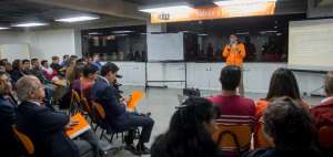Dirigentes nuevos del partido se reunieron en su sede en Quito.