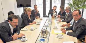 La reuni&oacute;n entre las autoridades helenas con Francoise y Merkel se realiz&oacute; ayer en Bruselas. Foto: AFP