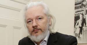 Assange: EE.UU. es un imperio de bases militares y comercio