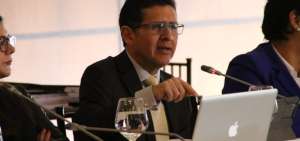 El exprocurador Diego Garc&iacute;a durante su comparecencia en la Comisi&oacute;n de Fiscalizaci&oacute;n de la Asamblea. 