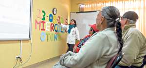 Adem&aacute;s de la atenci&oacute;n de los especialistas, el Hospital de Atenci&oacute;n Integral del Adulto Mayor ofrece varios talleres para los pacientes y sus familiares. Foto: John Guevara / El Tel&eacute;grafo