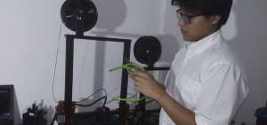 La materia prima para desarrollar los productos es el filamento, elaborado a base de ma&iacute;z que es, adem&aacute;s, un elemento biodegradable.  