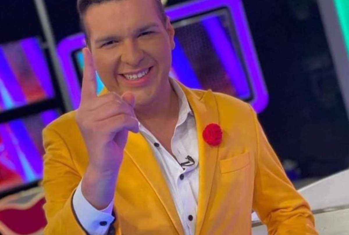 El presentador de farándula, Miguel Cedeño, fue despedido por sus familiares y amigos.