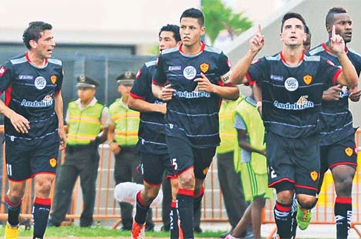 Jugadores &lsquo;orientales&rsquo; la semana pasada en el estadio Christian Ben&iacute;tez de Guayaquil ante River Ecuador. Foto: Archivo / El Tel&eacute;grafo