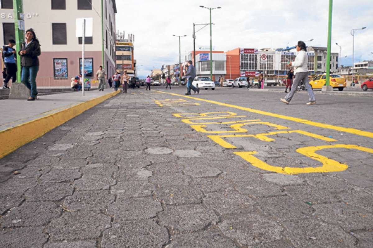 2 cooperativas cuentan con nuevas paradas en la Av. Antonia Vela