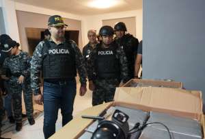 Operativo múltiple en varios puntos la provincia del Guayas permitió decomiso de armas y droga.