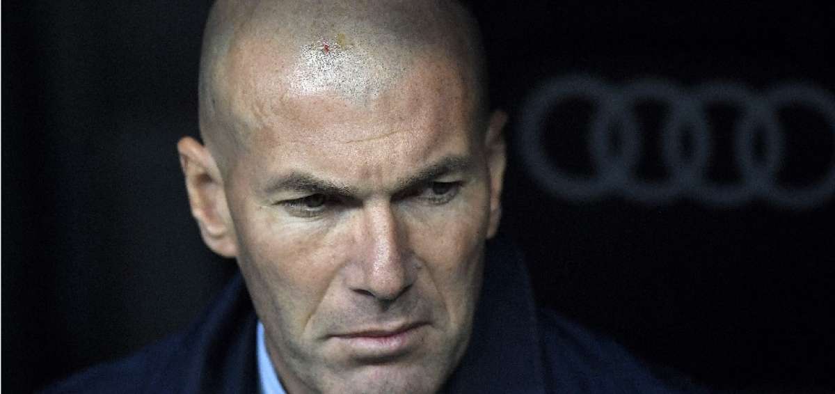 El t&eacute;cnico blanco hizo estas declaraciones despu&eacute;s de los rumores de la salida del astro luso.