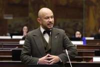 El asambleísta Andrés Castillo plantea juzgar a adolescentes como adultos en delitos gravedad.