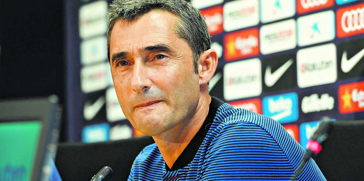 Ernesto Valverde dijo ayer que Barcelona mantendr&aacute; su estilo de buen toque, aunque advirti&oacute; que podr&iacute;a haber variantes. 