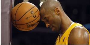 Kobe Bryant, en el v&iacute;a crucis de su retiro o resurrecci&oacute;n